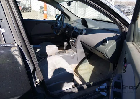 2005 Saturn Ion 2 z USA, uszkodzony, nr VIN 1G8AJ52F25Z182085